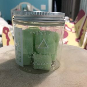 Sugar exfoliating cube